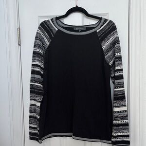 Title‎ Nine Black and Gray Patterned Crew Neck Sweater
